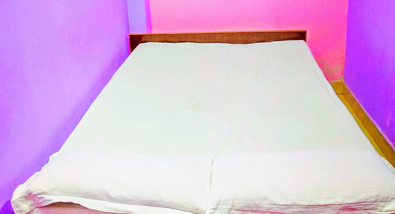 Shree Sai Paying Guest House Varanasi Bagian luar foto